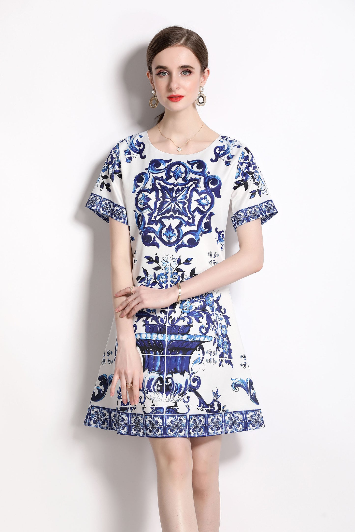 Women's Blue and White Porcelain Print Short Sleeve Casual Mini Dress - LAI MENG FIVE CATS