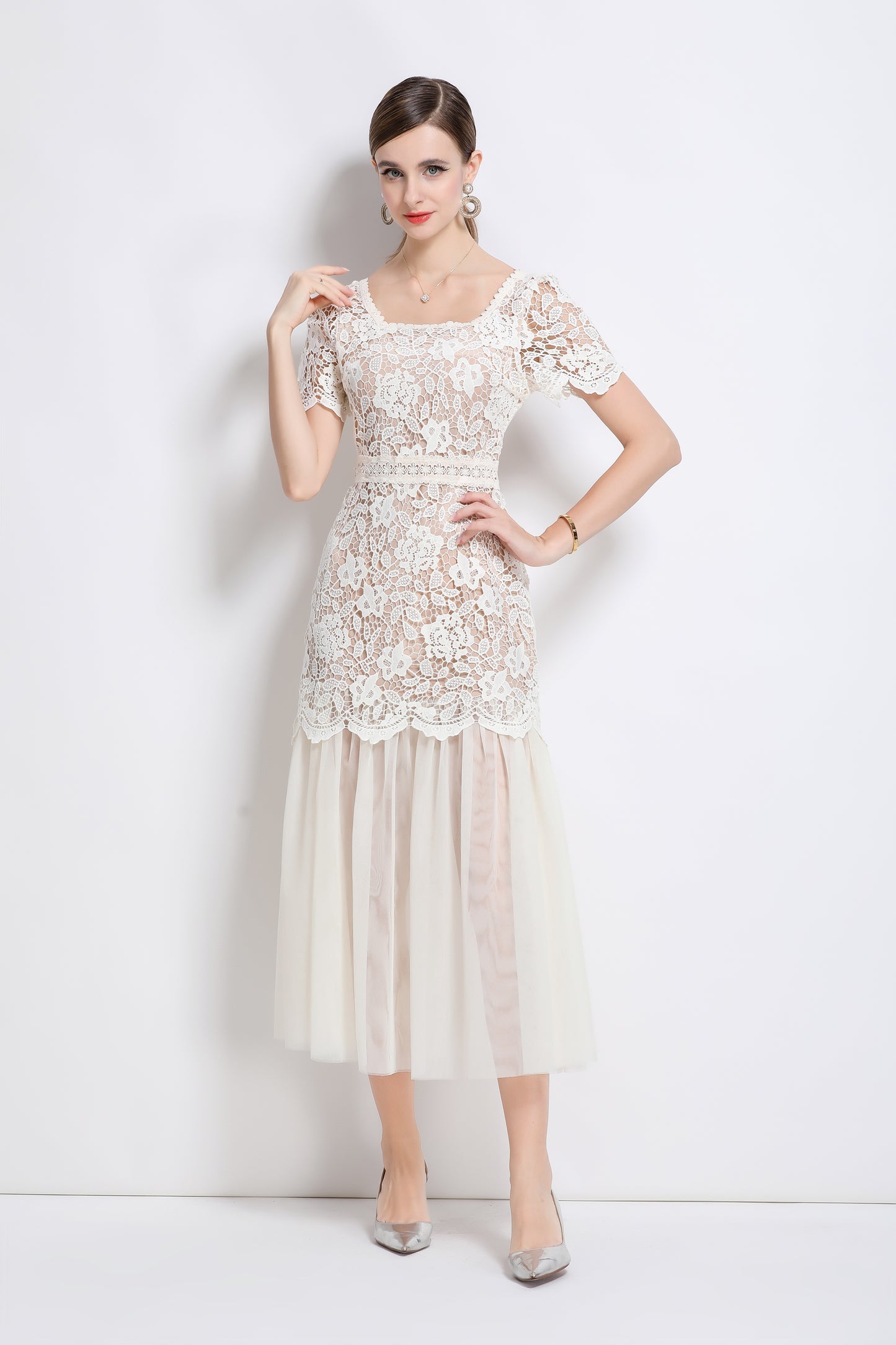 Elegant Feminine White Square Collar Lace&Mesh Midi Dress
