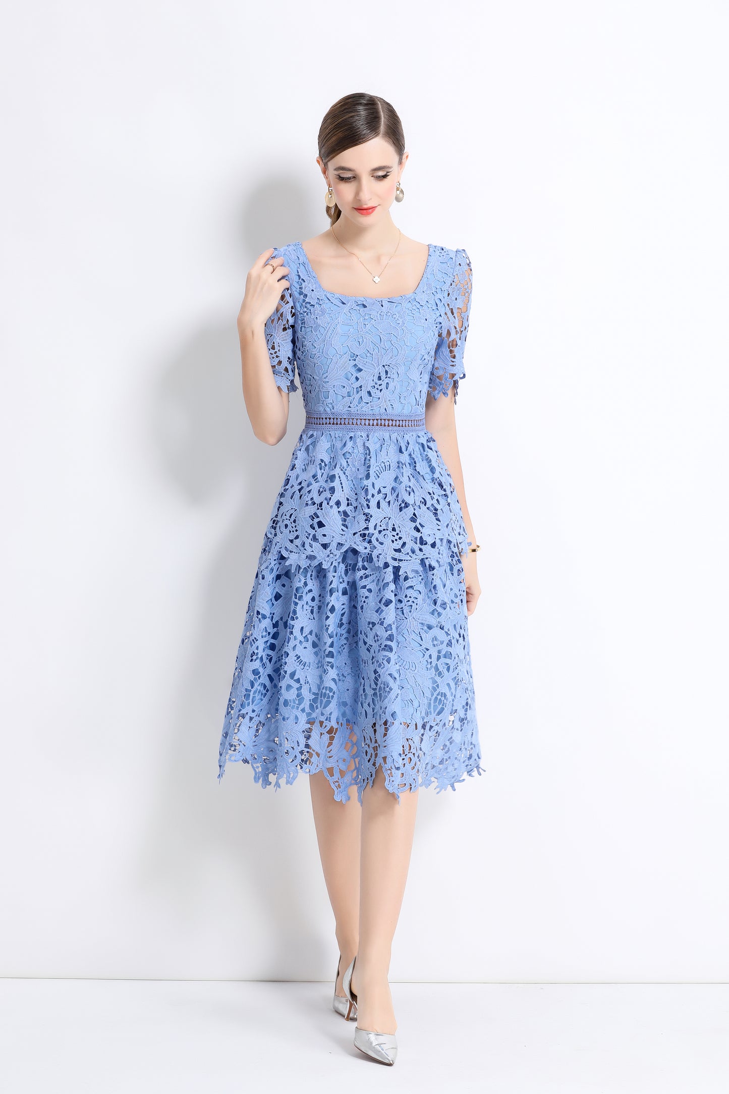 Women's Lace Square Neck Sort Sleeve Midi Dress