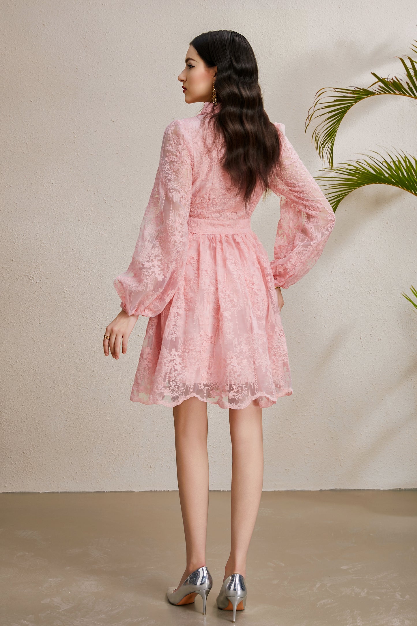 Women's V-Neck Lace Lantern Sleeve Pleated Mini Dress