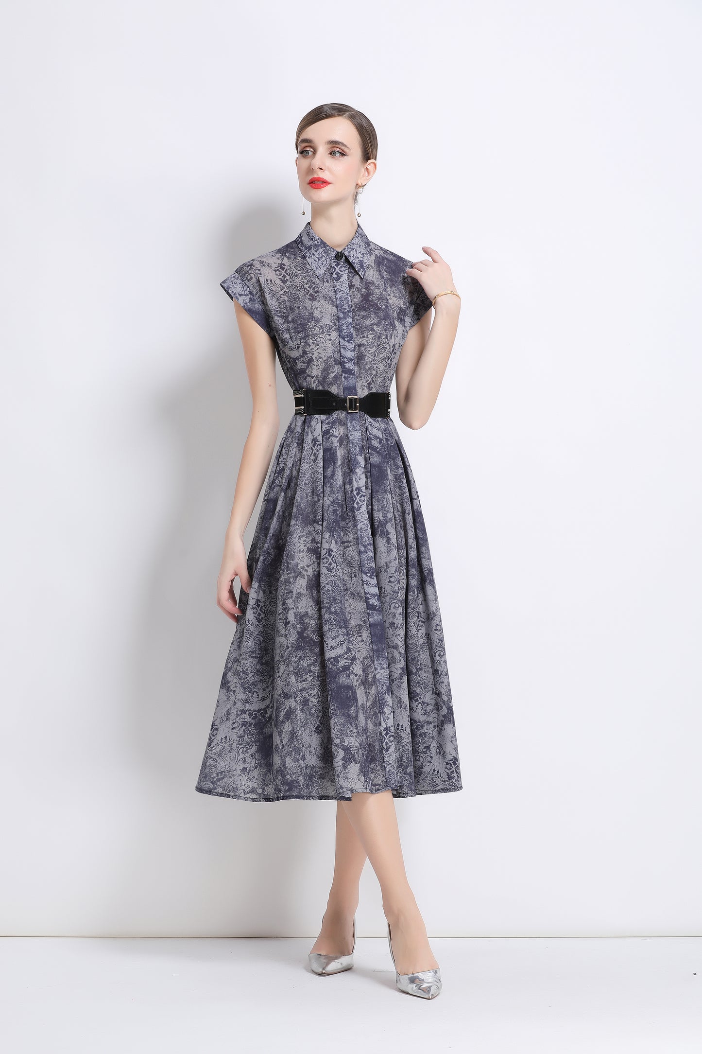 Women's Short Sleeves Collar Printed Buttons Midi Dress