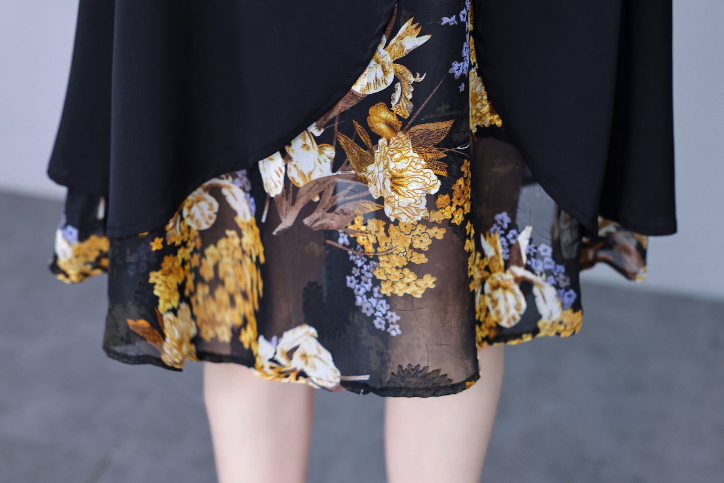 Women's Tie V-Neck Short Sleeve A-line Midi Dress - LAI MENG FIVE CATS