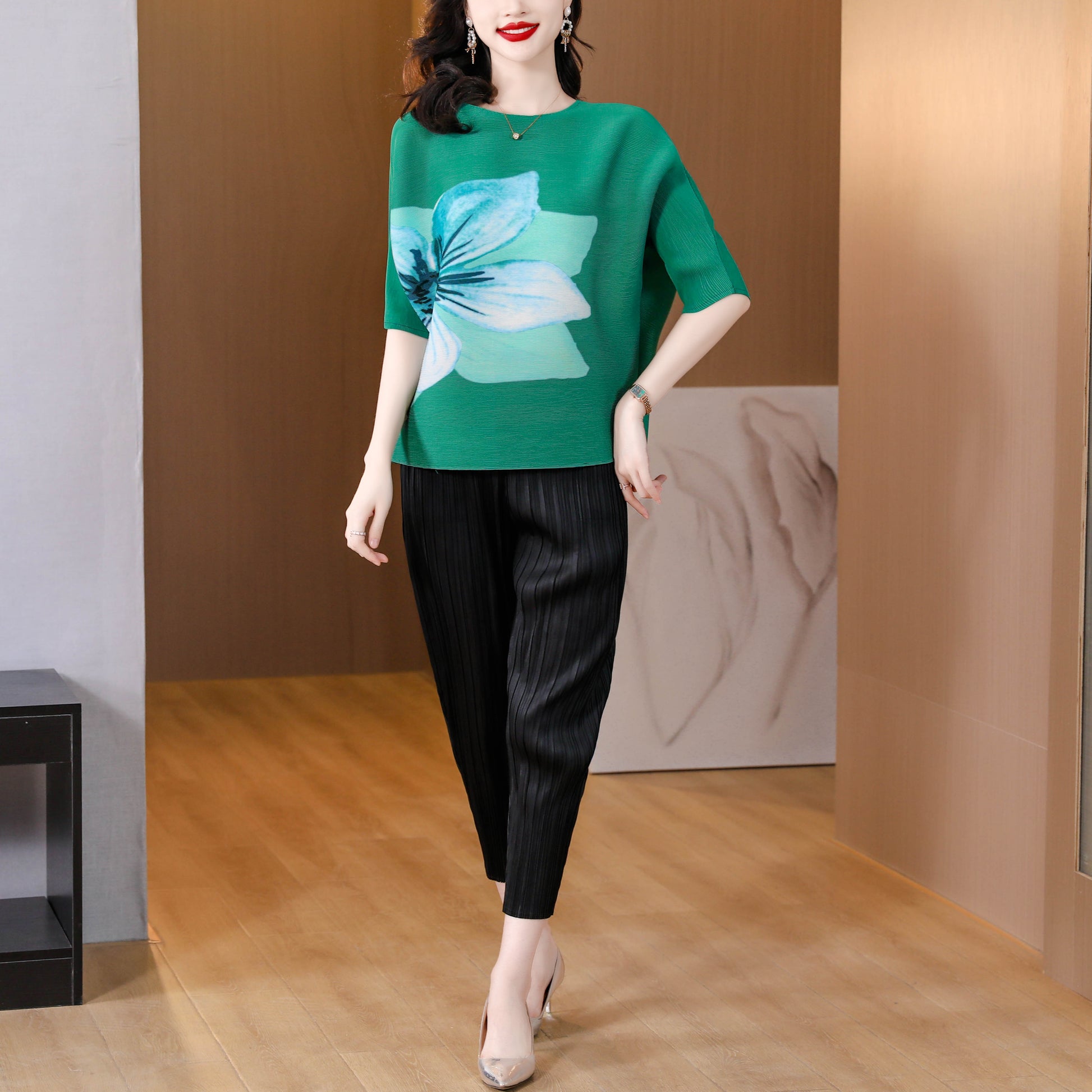 Pleats Batwing sleeve Elastic Tunic Pullover Top - LAI MENG FIVE CATS
