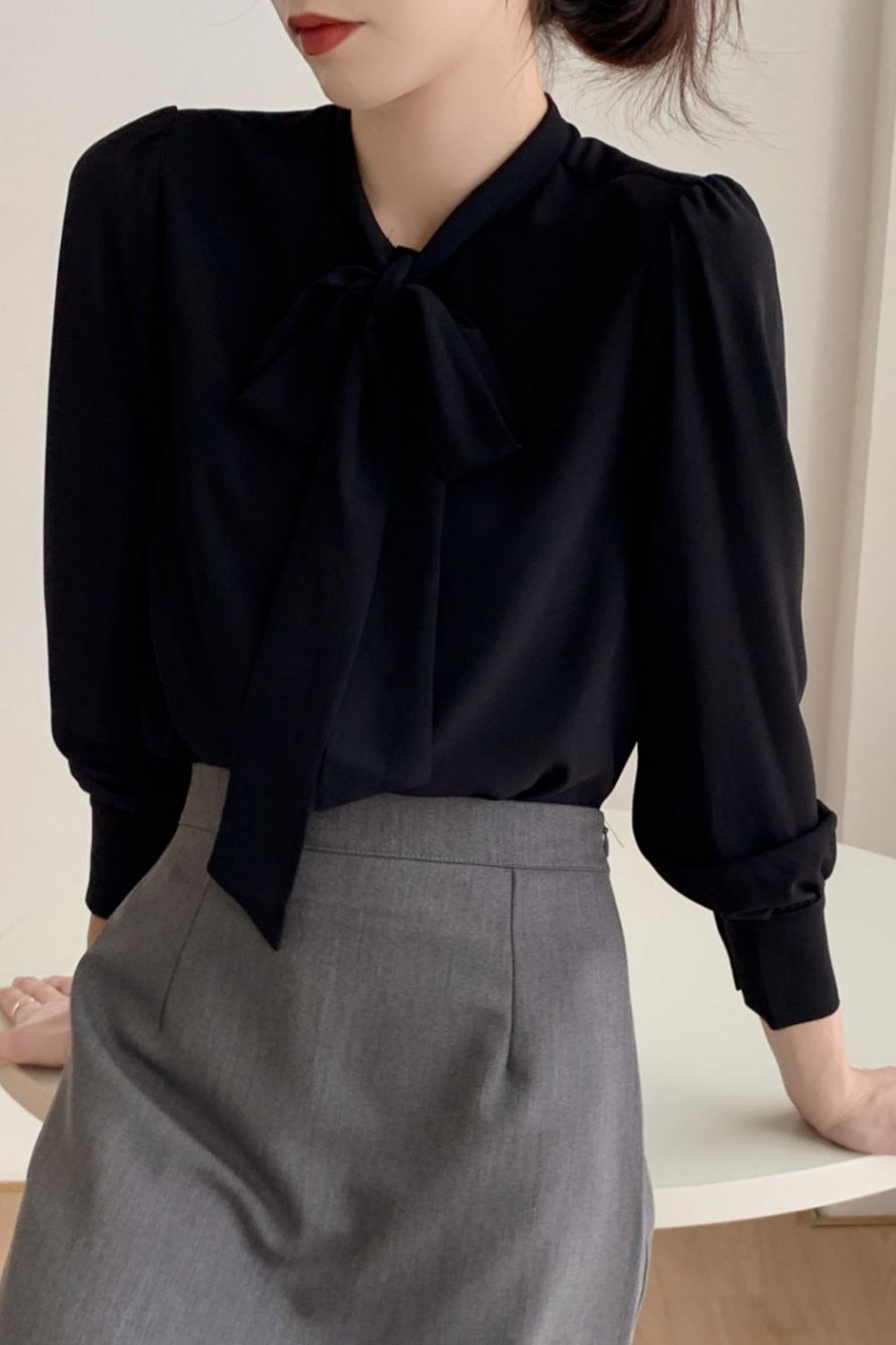 Women's Stain Shirt Tie Neck Long Sleeve Blouse Top