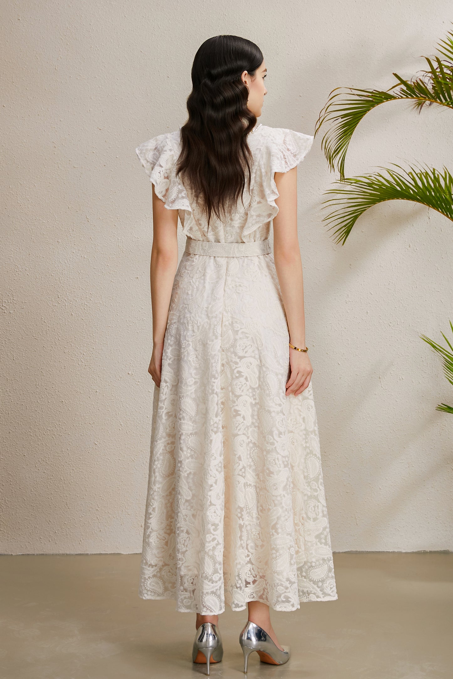 Women's Pearl V-Neck Lace Sleeveless Ruffled Sleeves Maxi Dress