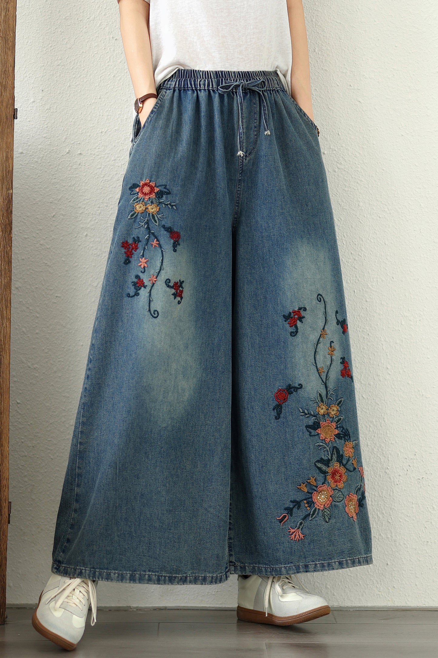 Women's Embroidery Wide Leg Denim Pants
