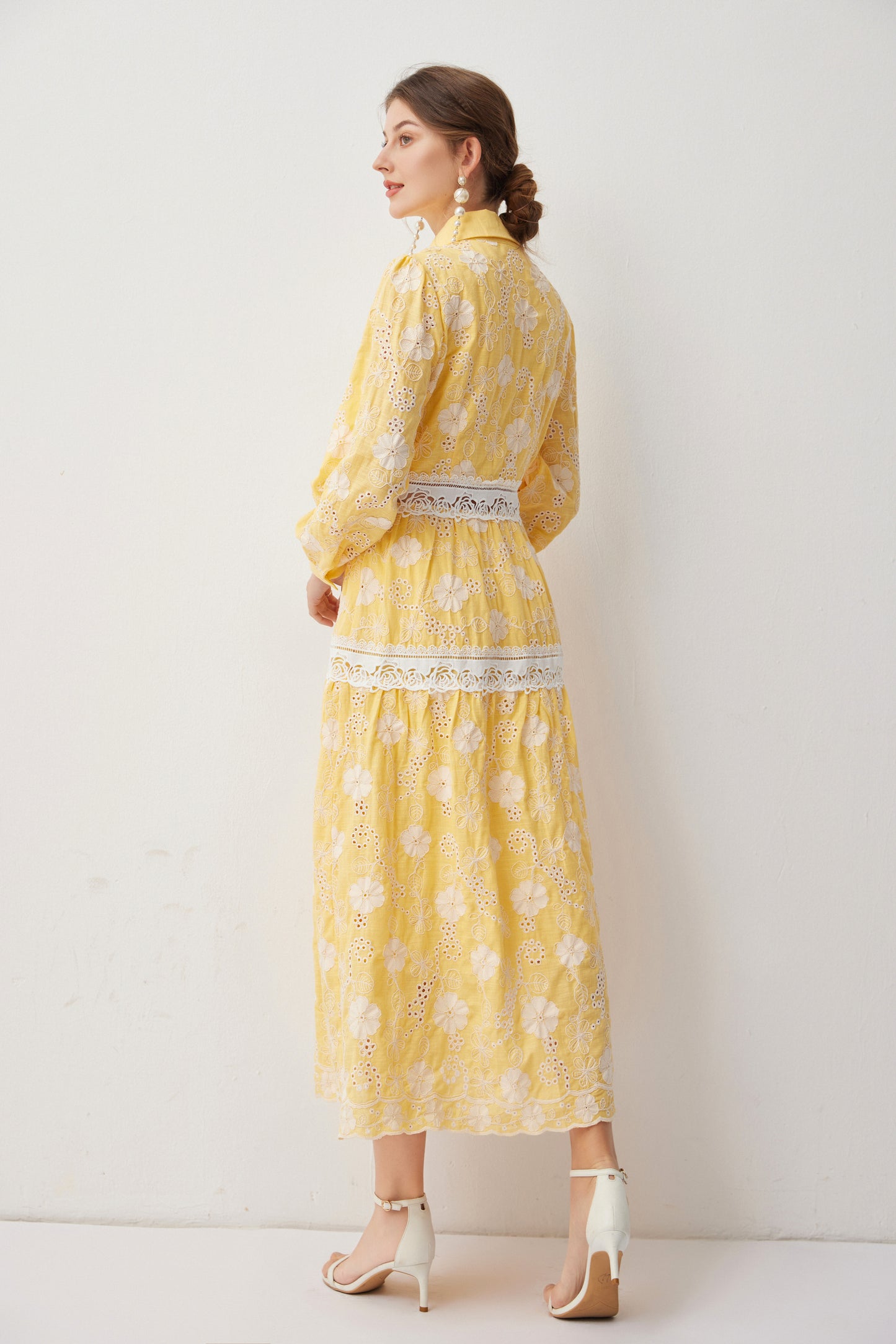 Women's Embroidery Hollow Out Lace Midi Dress