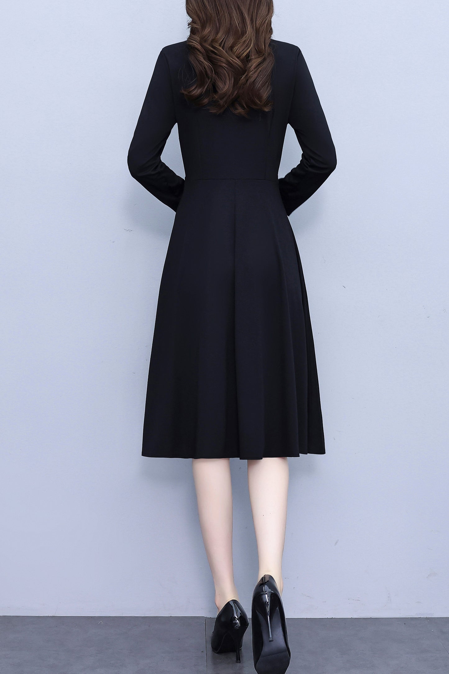 Women's V-Neck with Pockets Long Sleeve Black Dress