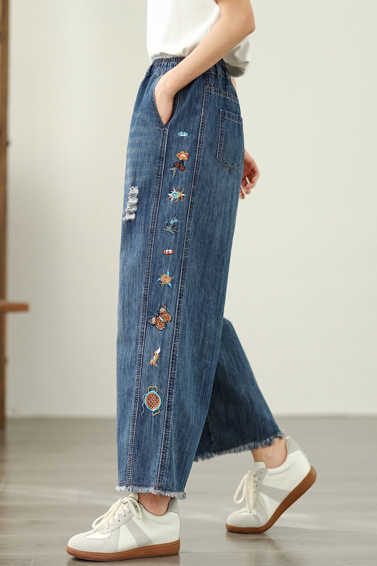 Women's Embroidery Wide Leg Denim Fringe Jeans