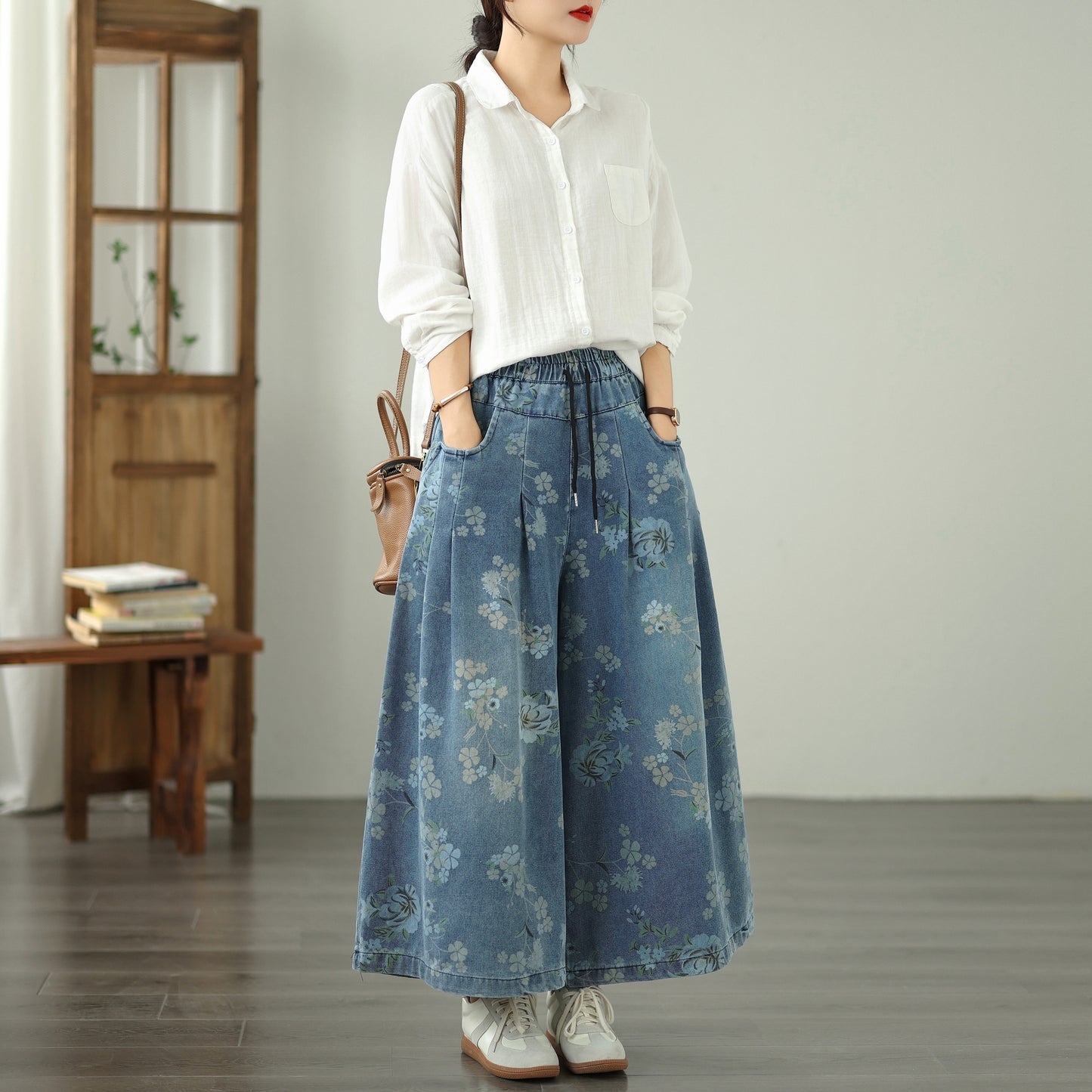 Women's Loose Elastic Waist Wide Leg Denim