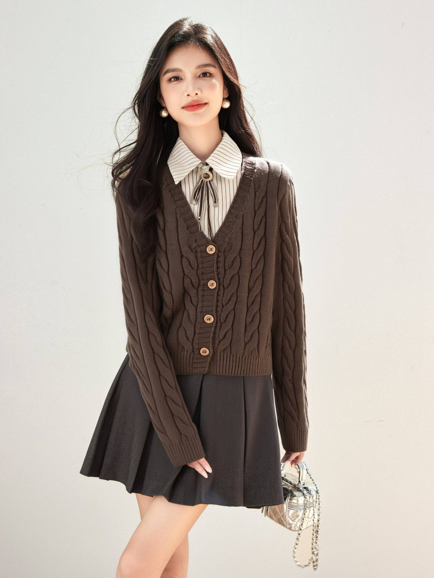 Women's Cable Knit College Style Chunky Sweater