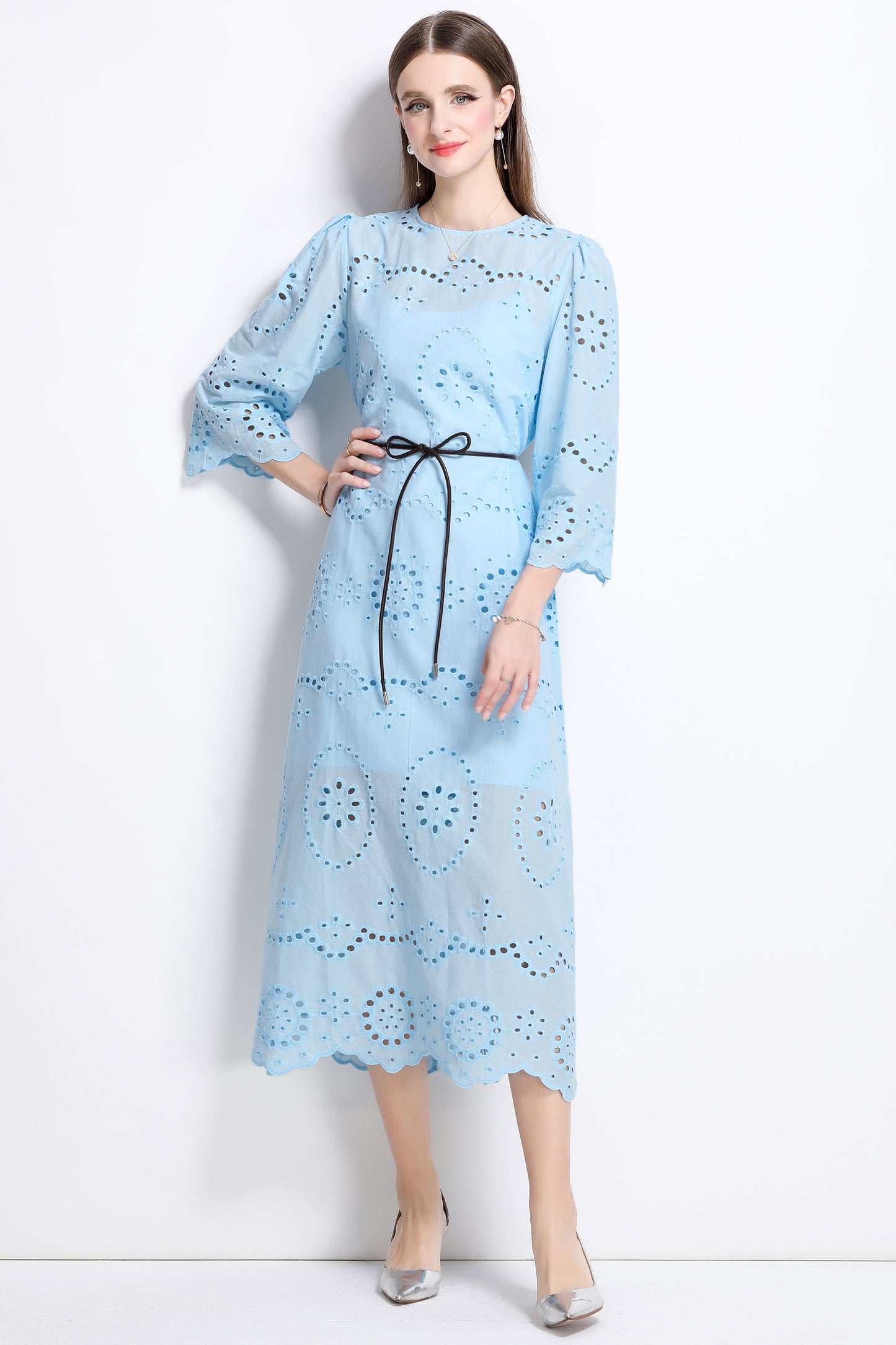 Women's Hollow 3/4 Flare Sleeve Midi Dress