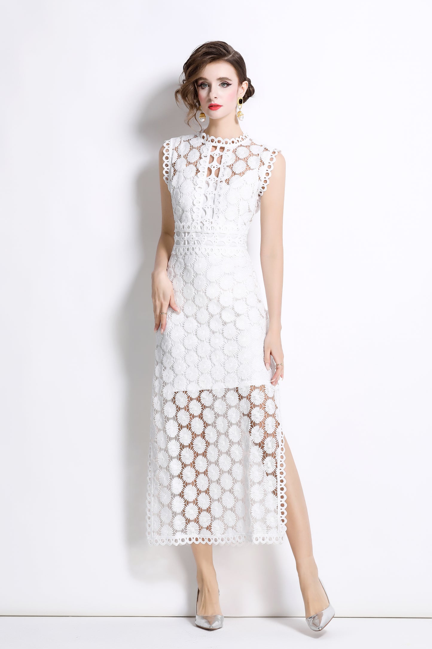 Women's Lace Eyelet Sleeveless Split Midi Dress