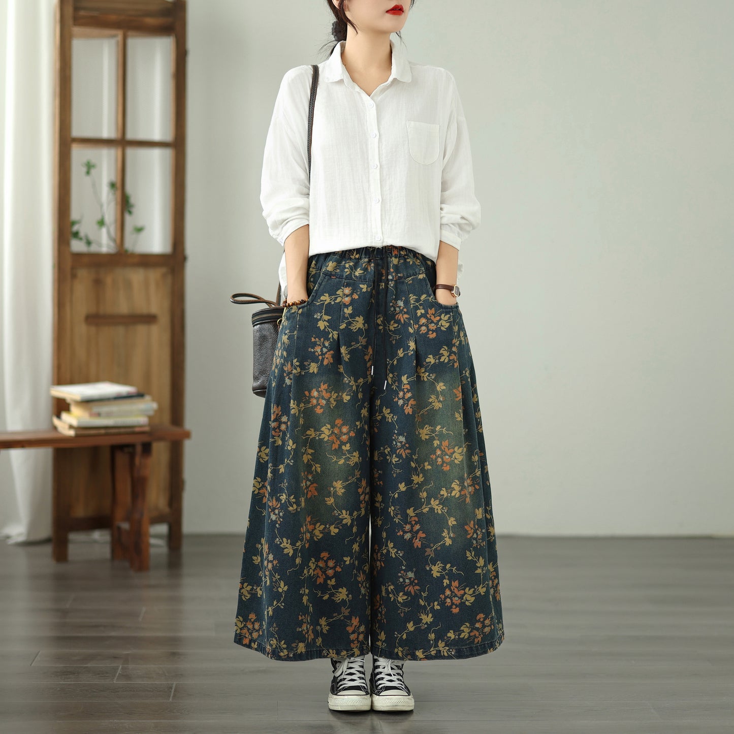 Women's Loose Elastic Waist Wide Leg Denim