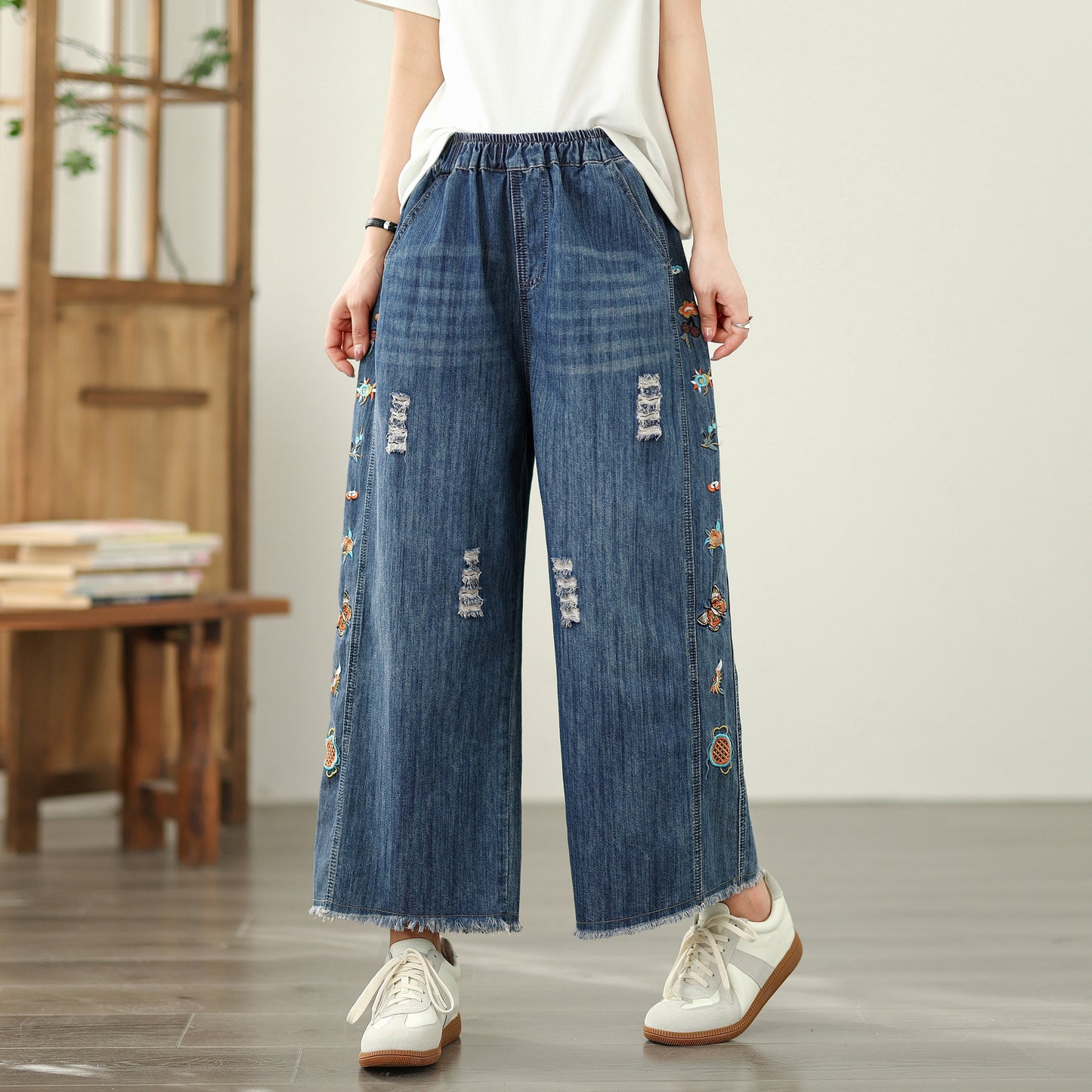 Women's Embroidery Wide Leg Denim Fringe Jeans