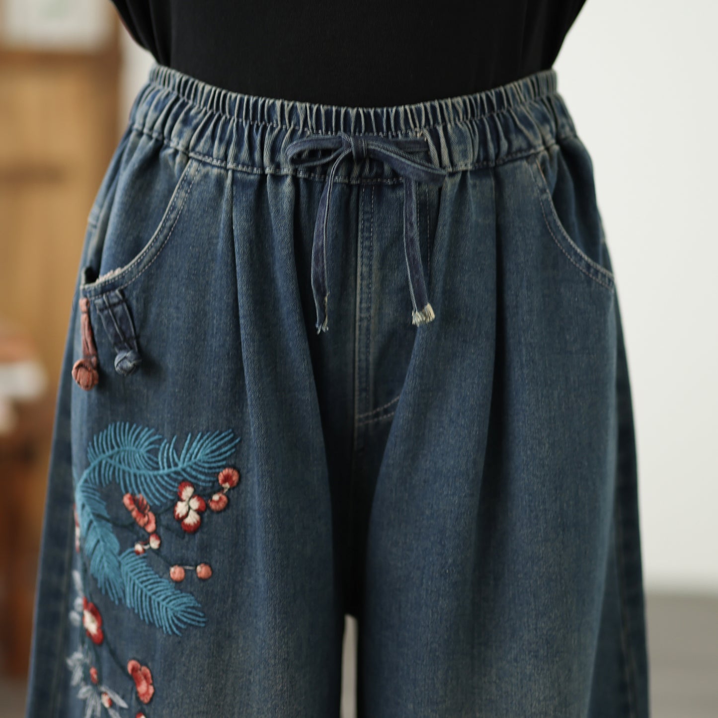 Women's Baggy Jeans Embroidery Drawstring Waist Wide Leg