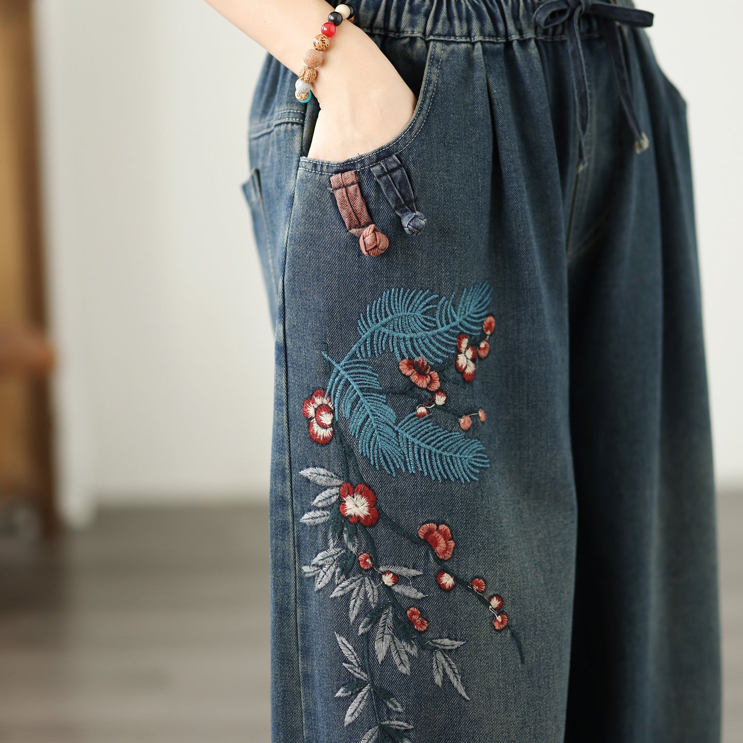 Women's Baggy Jeans Embroidery Drawstring Waist Wide Leg