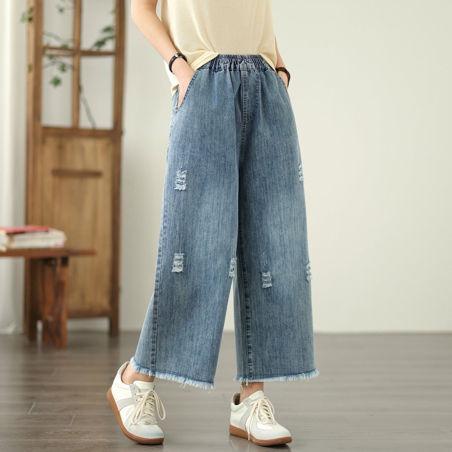 Women's Embroidery Wide Leg Denim Fringe Jeans
