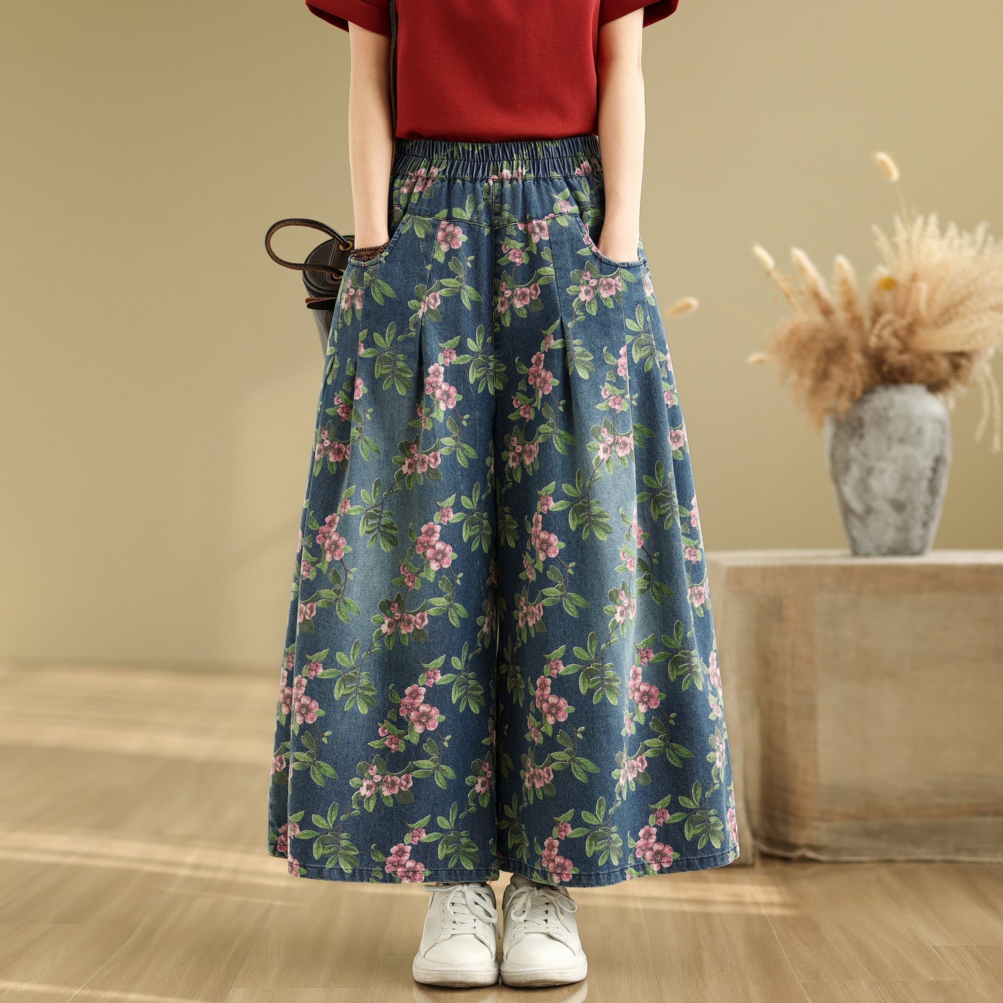Women's Loose Elastic Waist Wide Leg Denim Pants