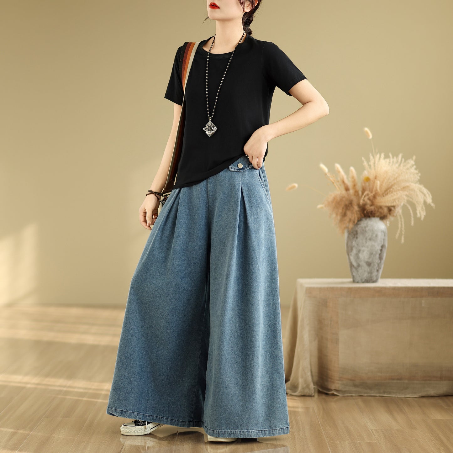 Women's Loose Jeans Elastic Waist Wide Leg Pants