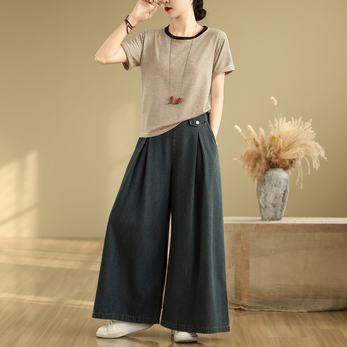 Women's Loose Jeans Elastic Waist Wide Leg Pants