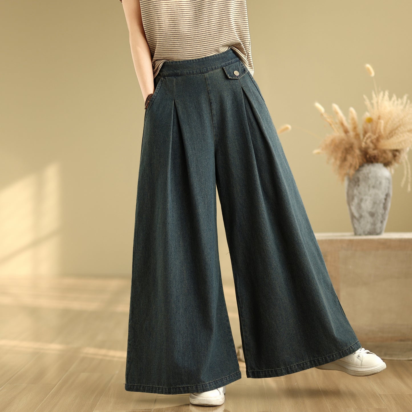 Women's Loose Jeans Elastic Waist Wide Leg Pants