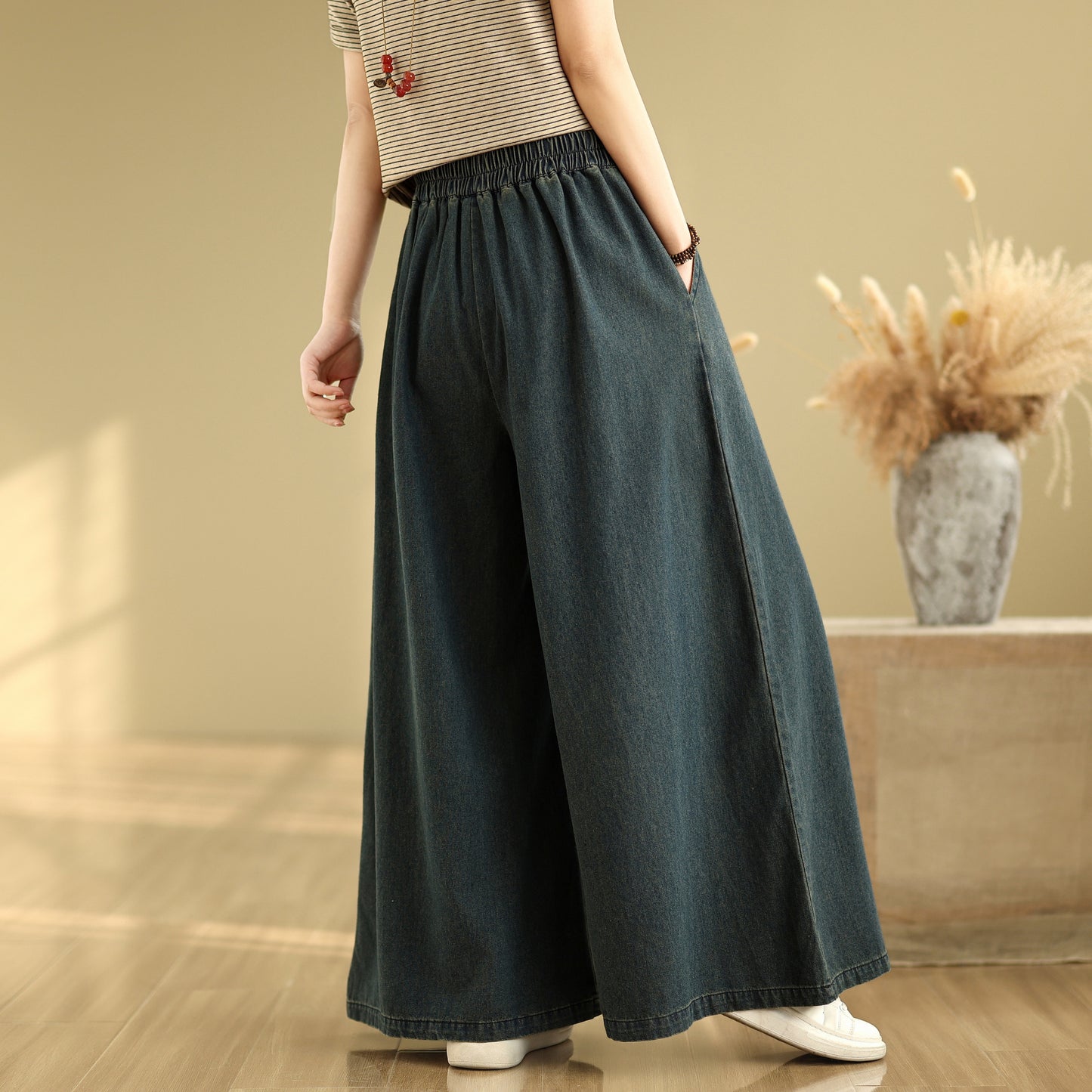 Women's Loose Jeans Elastic Waist Wide Leg Pants