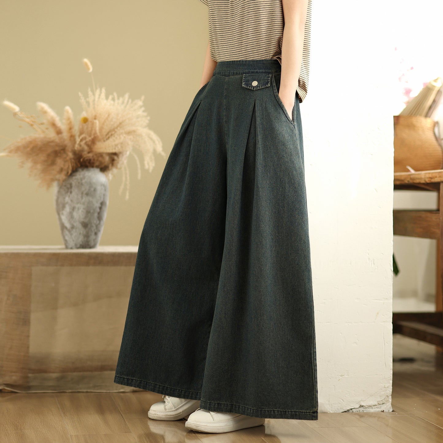 Women's Loose Jeans Elastic Waist Wide Leg Pants