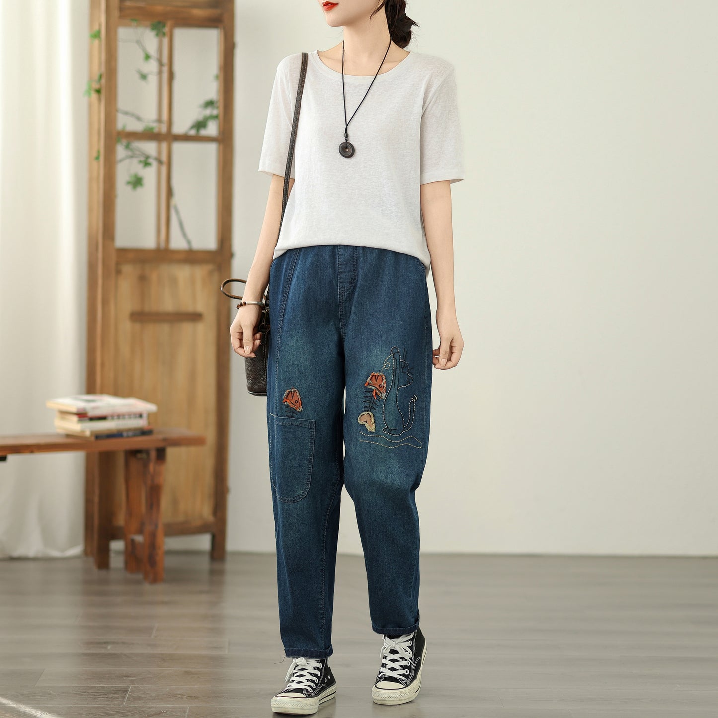 Women's Elastic Waist Embroidery Denim Jeans Pants