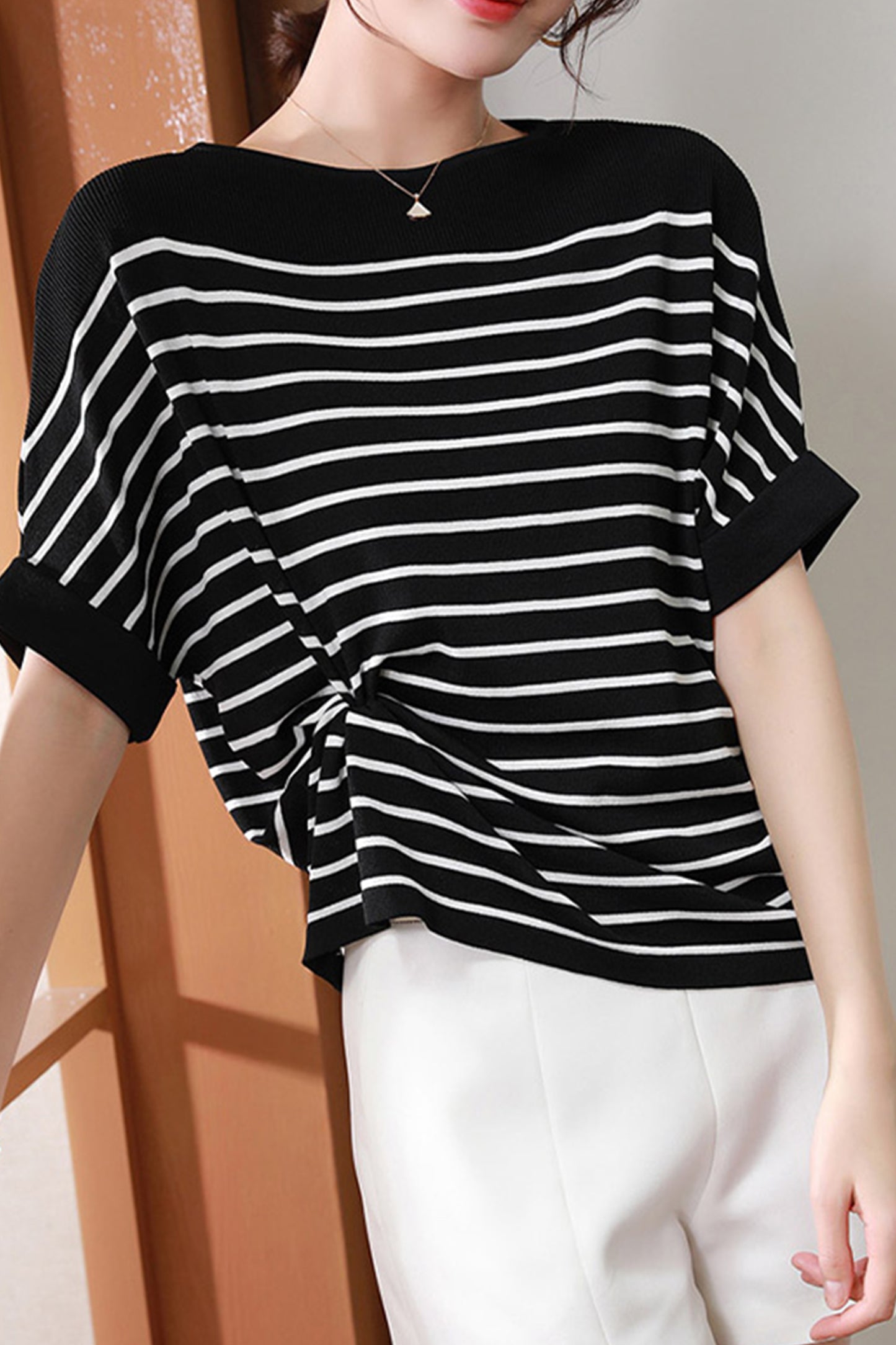 Women's Batwing Sleeves Knitted Striped Pullovers Tops