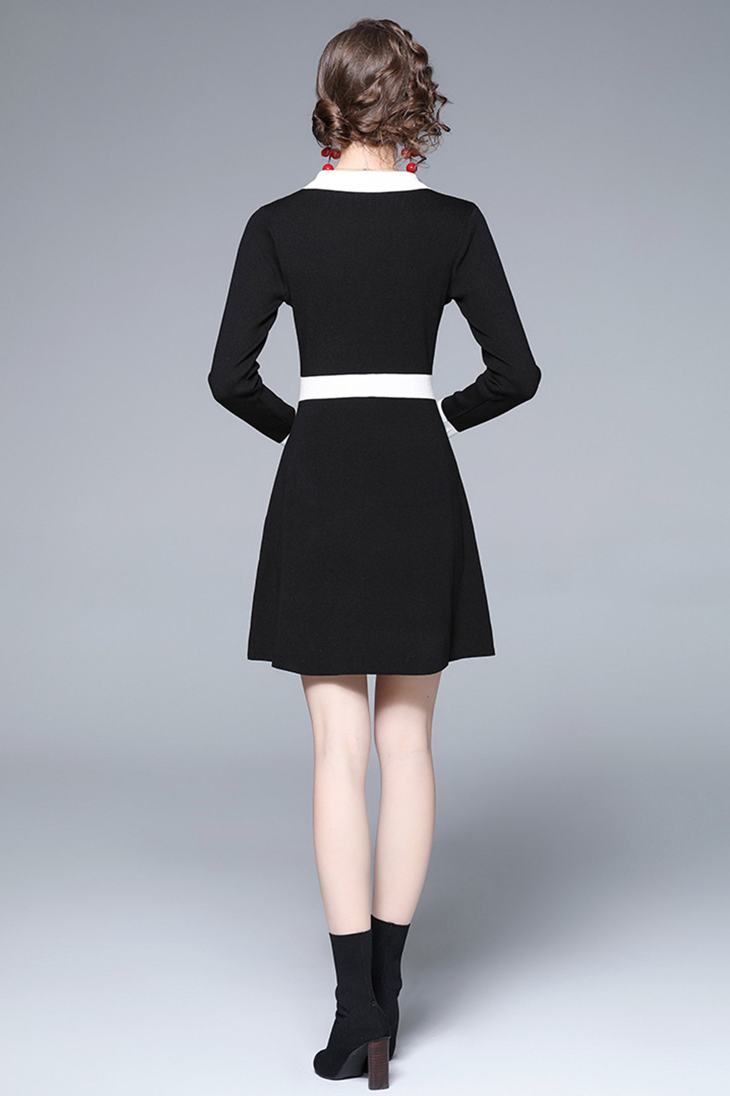 Women's Elegant Knit Button Mini Dress