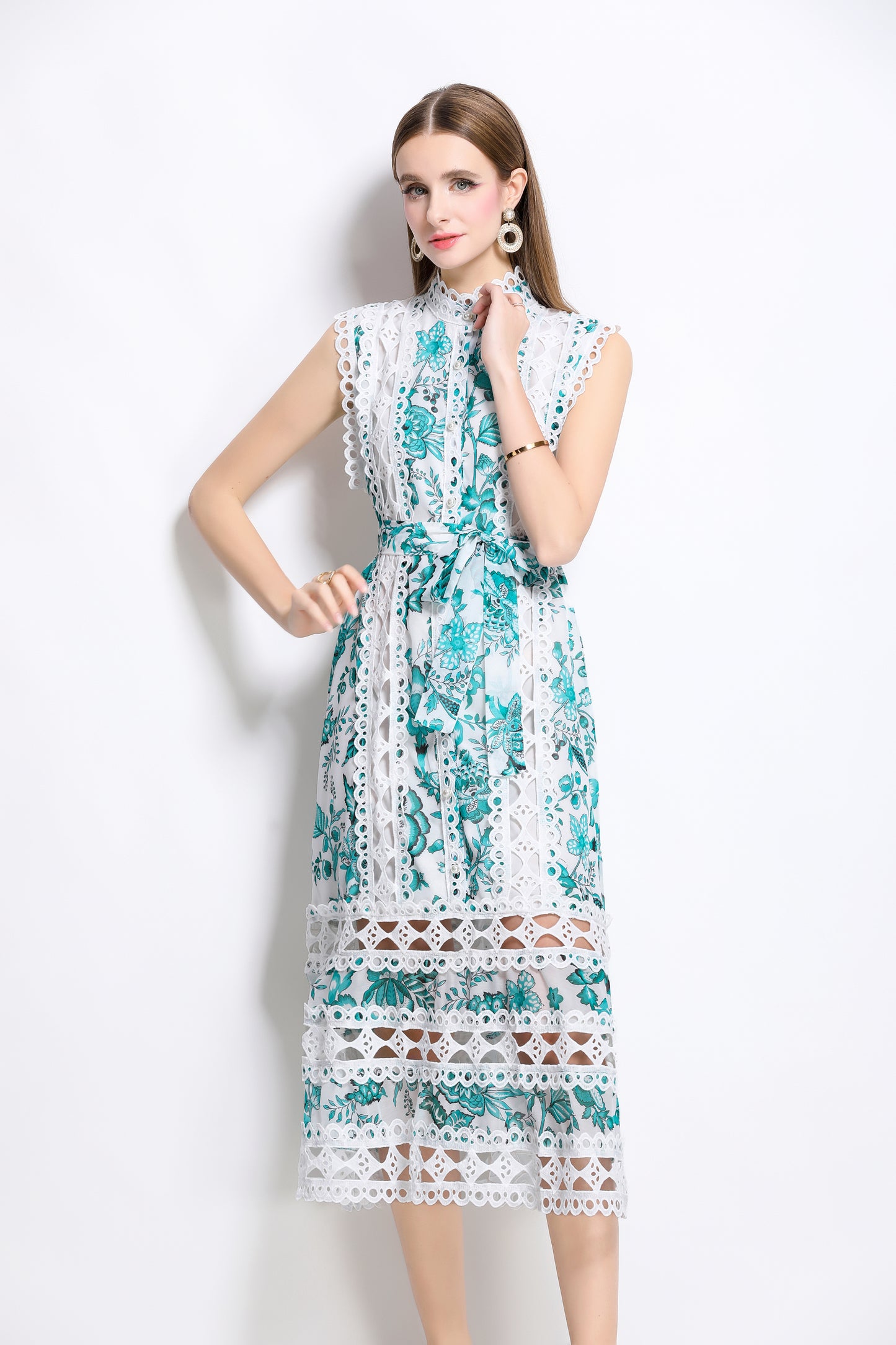 Women's Sleeveless Hollow Out Lace Midi Dress
