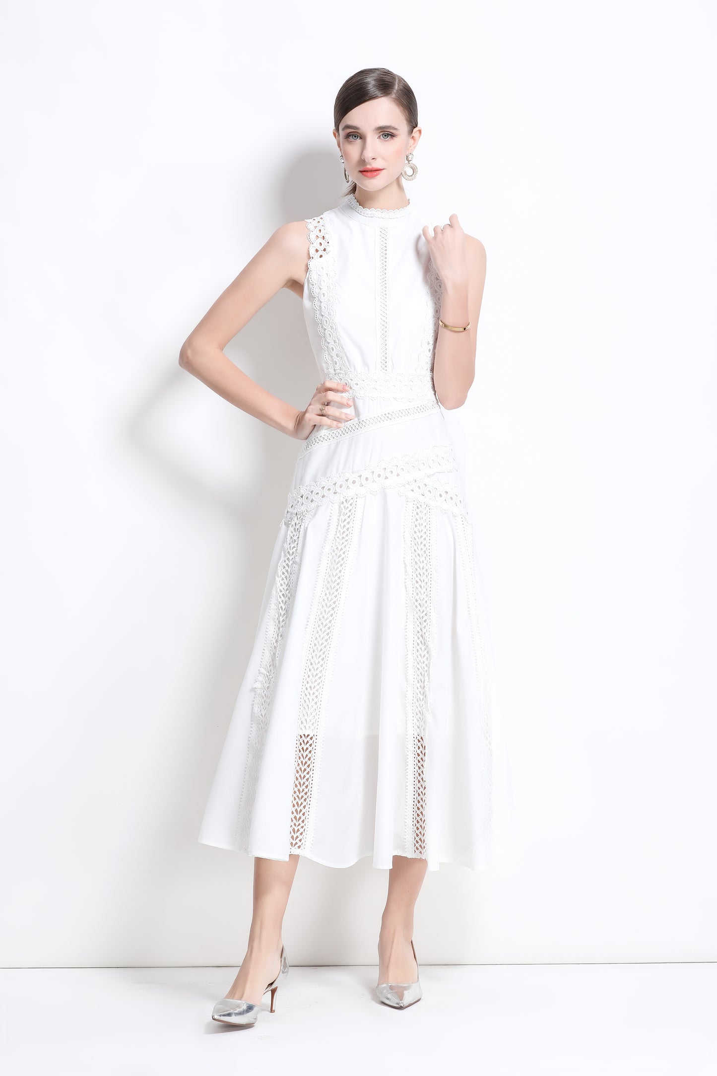 Women's Hollow Lace Mock Neck Sleeveless Maxi Dress