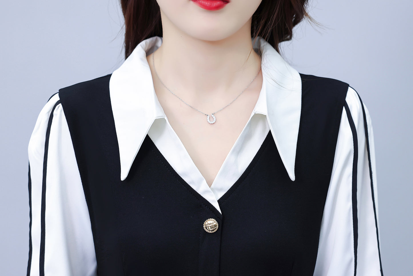 Women's V-Neck with Pockets Long Sleeve Black Dress