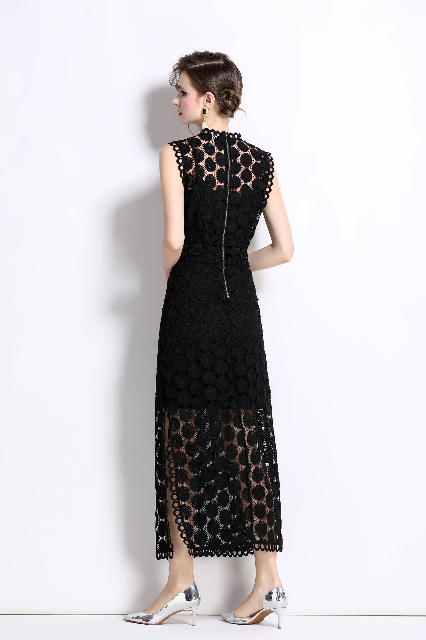 Women's Lace Eyelet Sleeveless Split Midi Dress