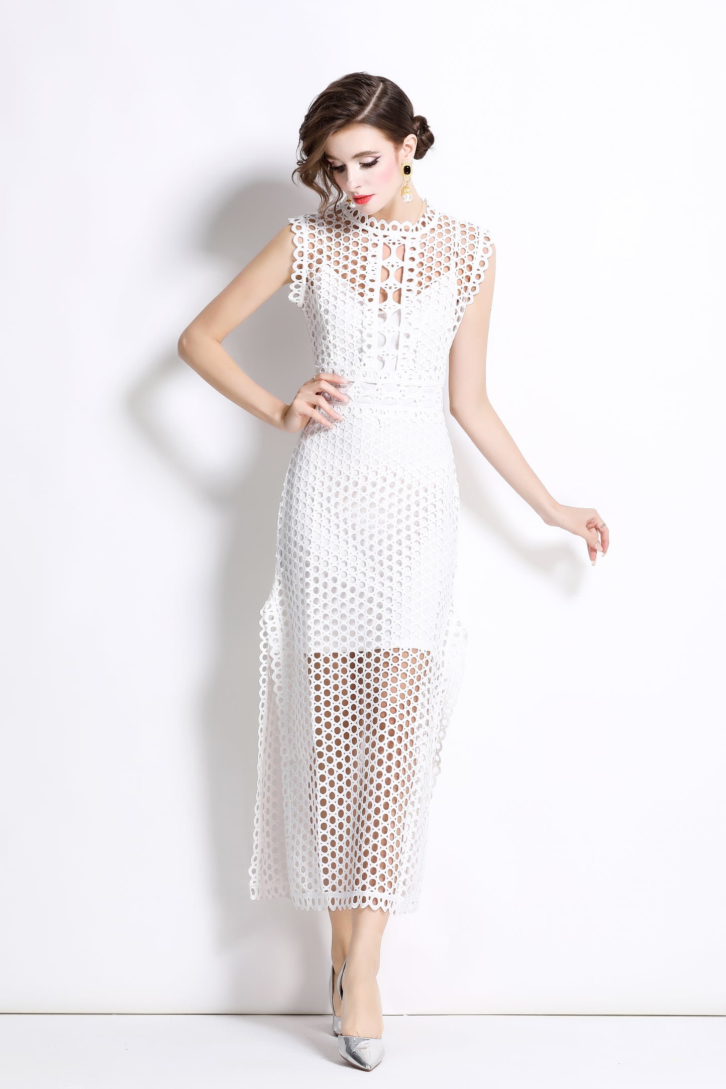 Women's Lace Eyelet Sleeveless Split Midi Dress