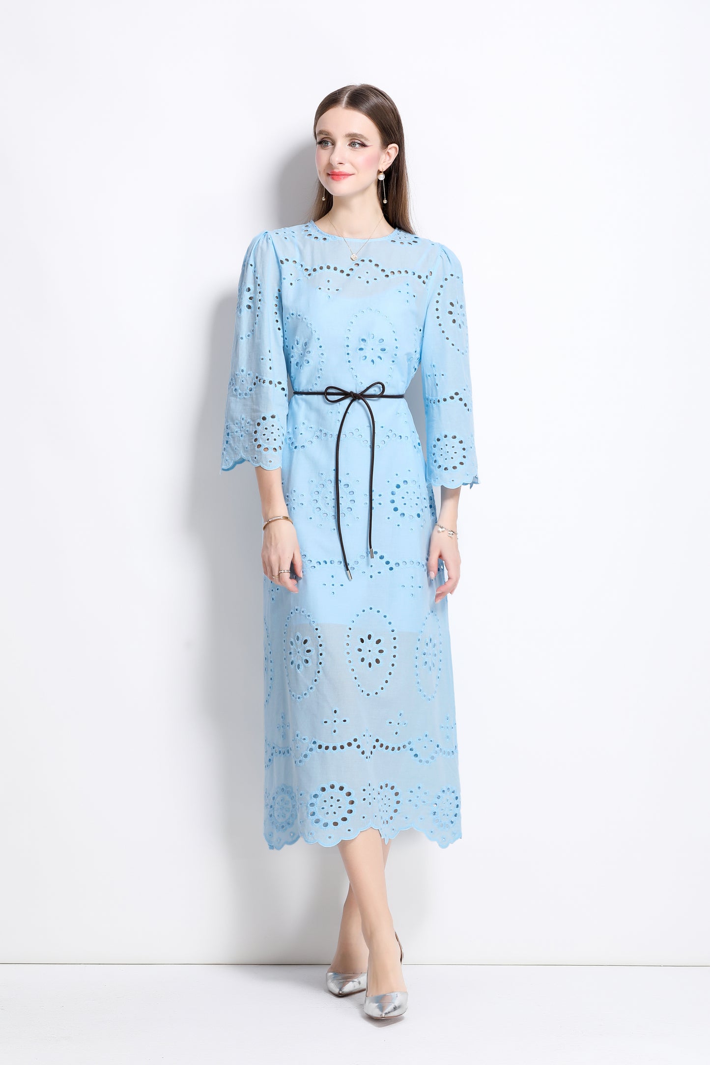 Women's Hollow 3/4 Flare Sleeve Midi Dress