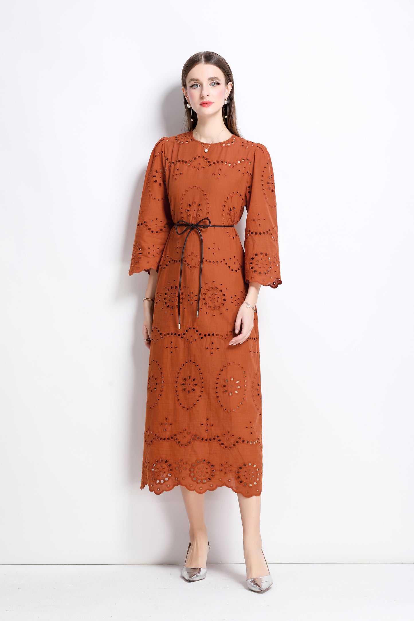 Women's Hollow 3/4 Flare Sleeve Midi Dress