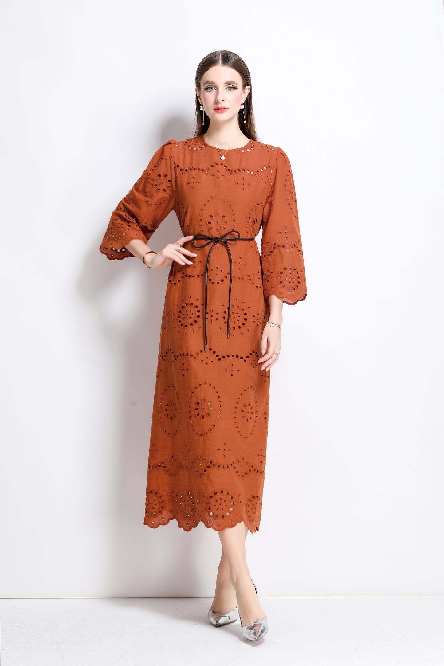 Women's Hollow 3/4 Flare Sleeve Midi Dress