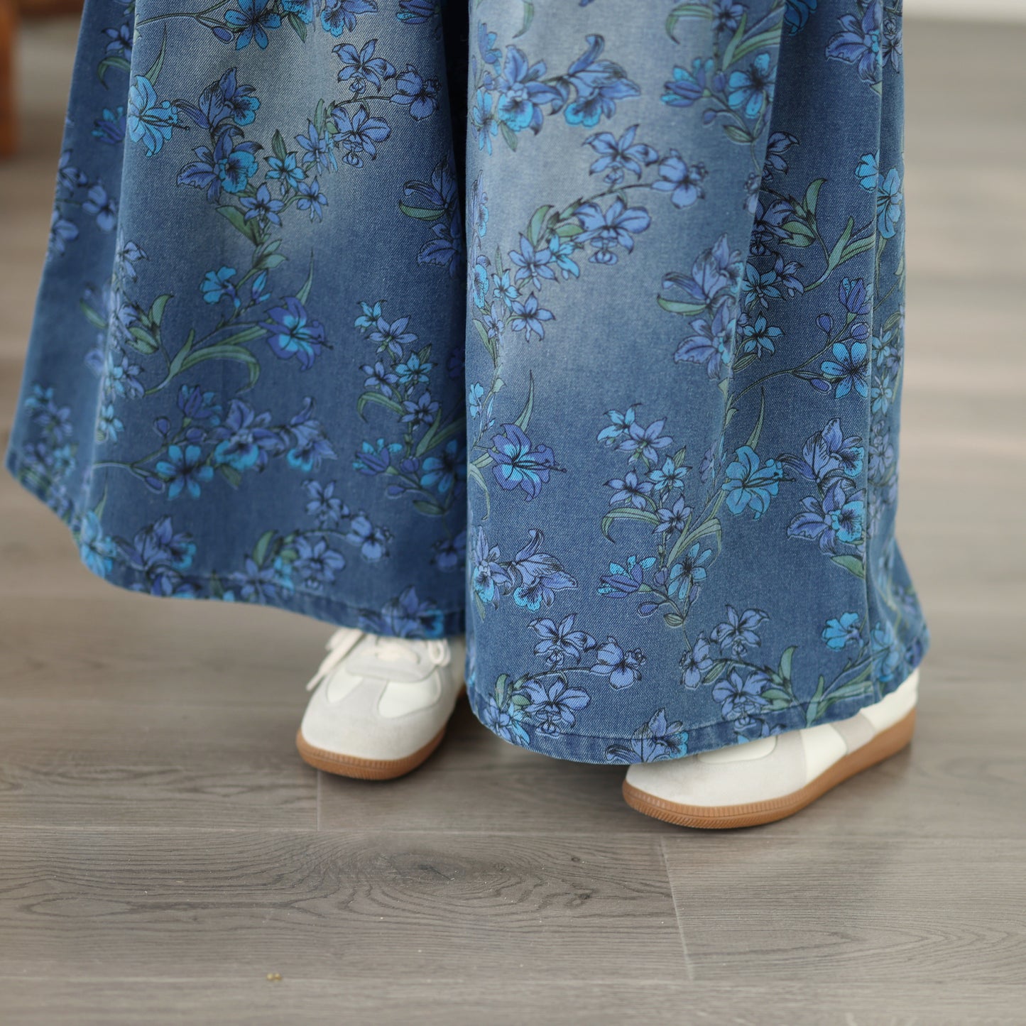 26-Women's Jeans Elastic Waist Baggy Wide Leg Denim - LAI MENG FIVE CATS