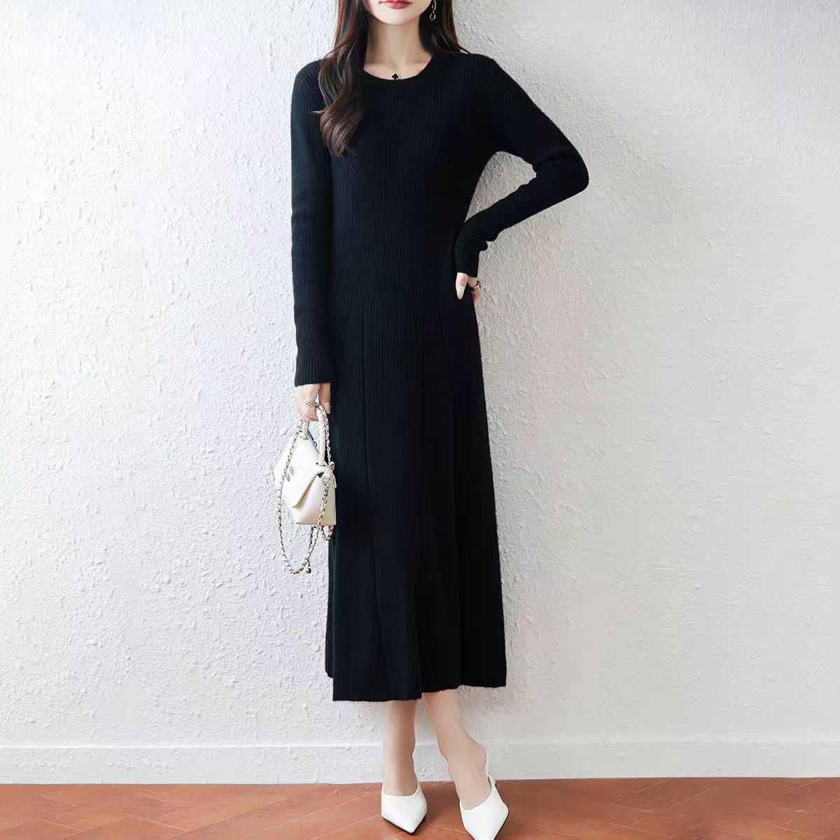 Women's Round Neck Sweater Ribbed Knit Maxi Dress