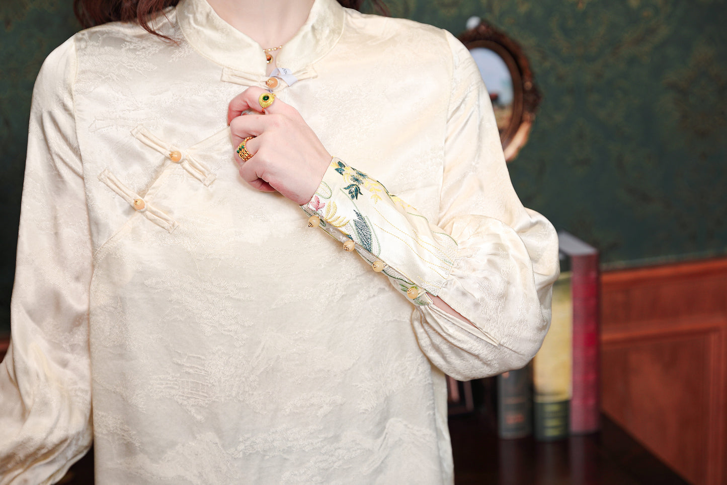 Women's Embroidery Elegant Jacquard Blouses - LAI MENG FIVE CATS