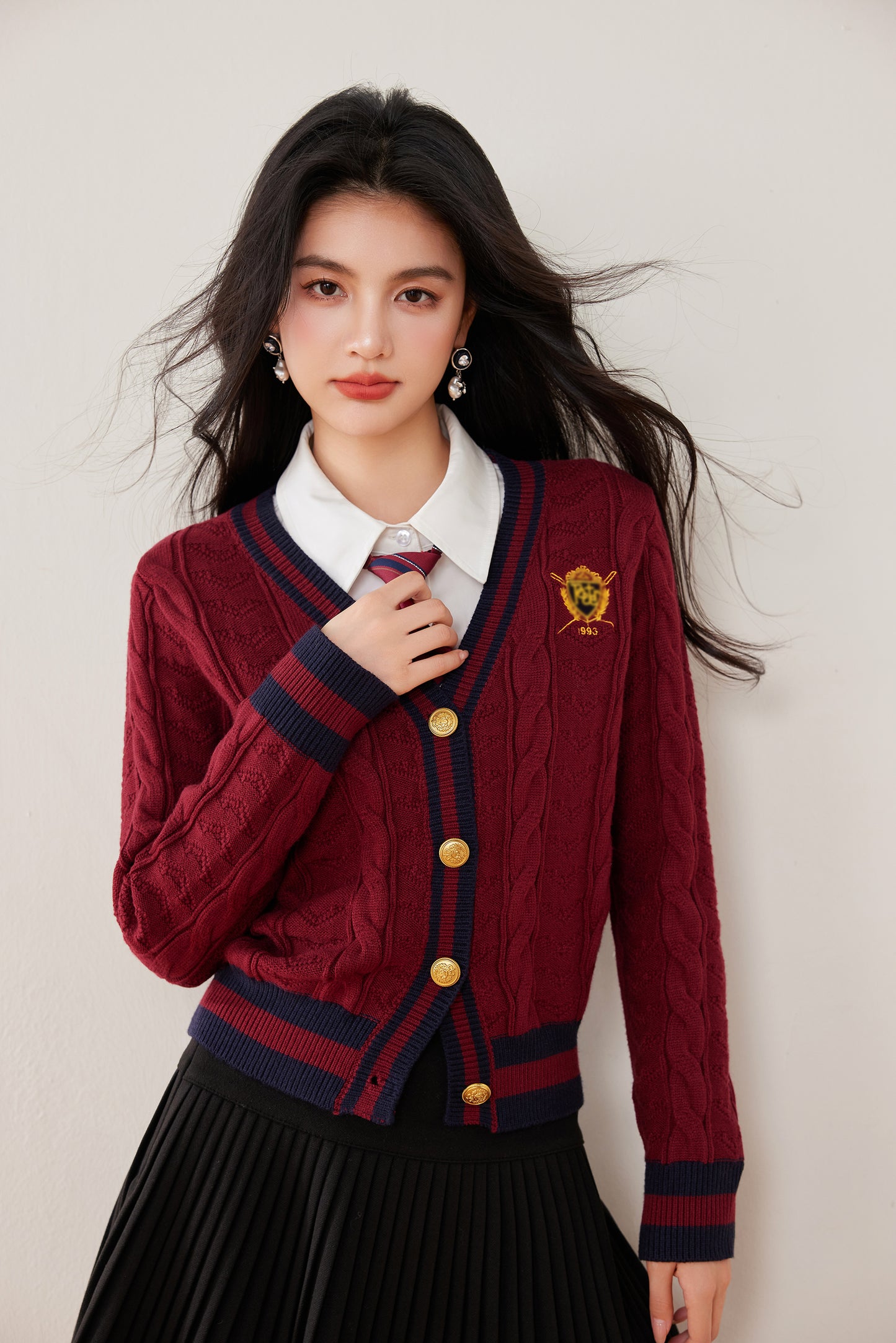 Women's Cable Knit College Style Chunky Sweater