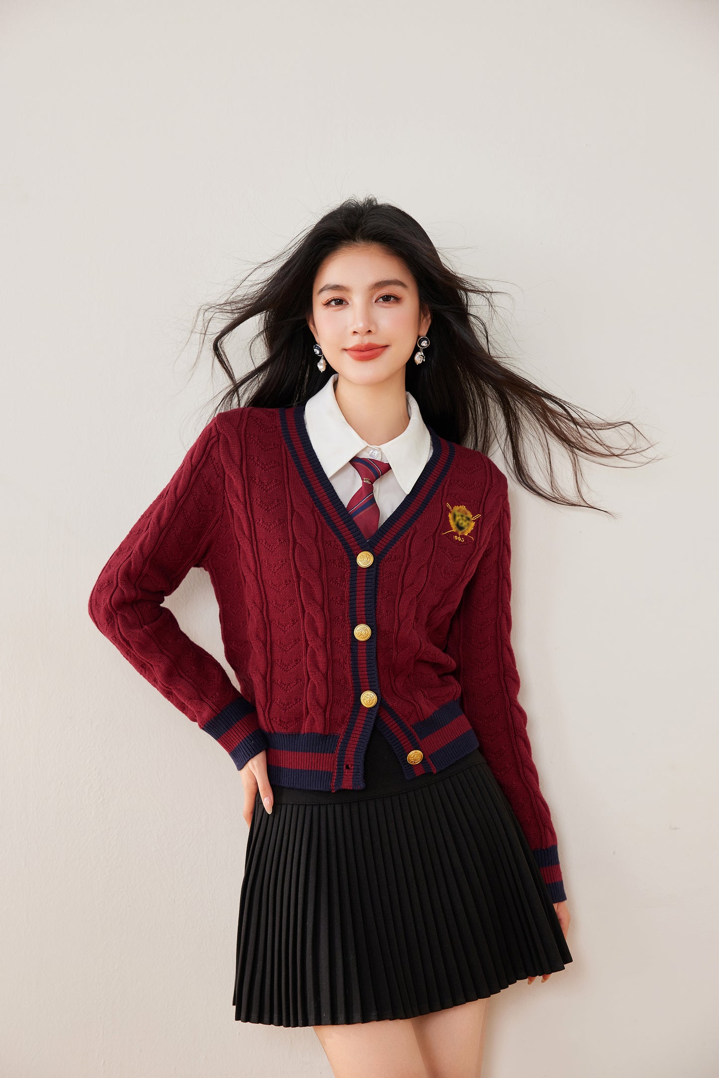 Women's Cable Knit College Style Chunky Sweater