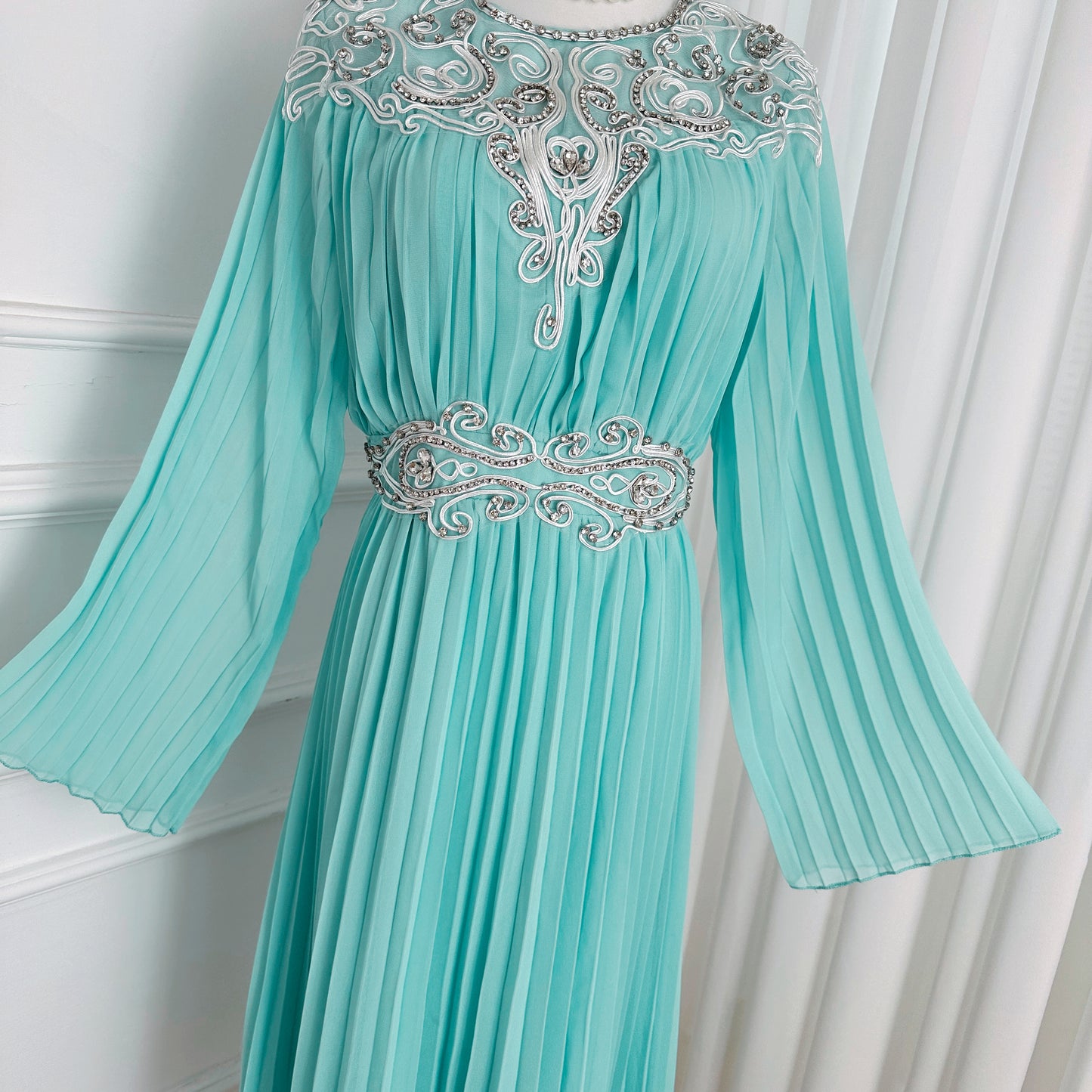 Women's Chiffon Beaded Flare Sleeves Maxi Dress