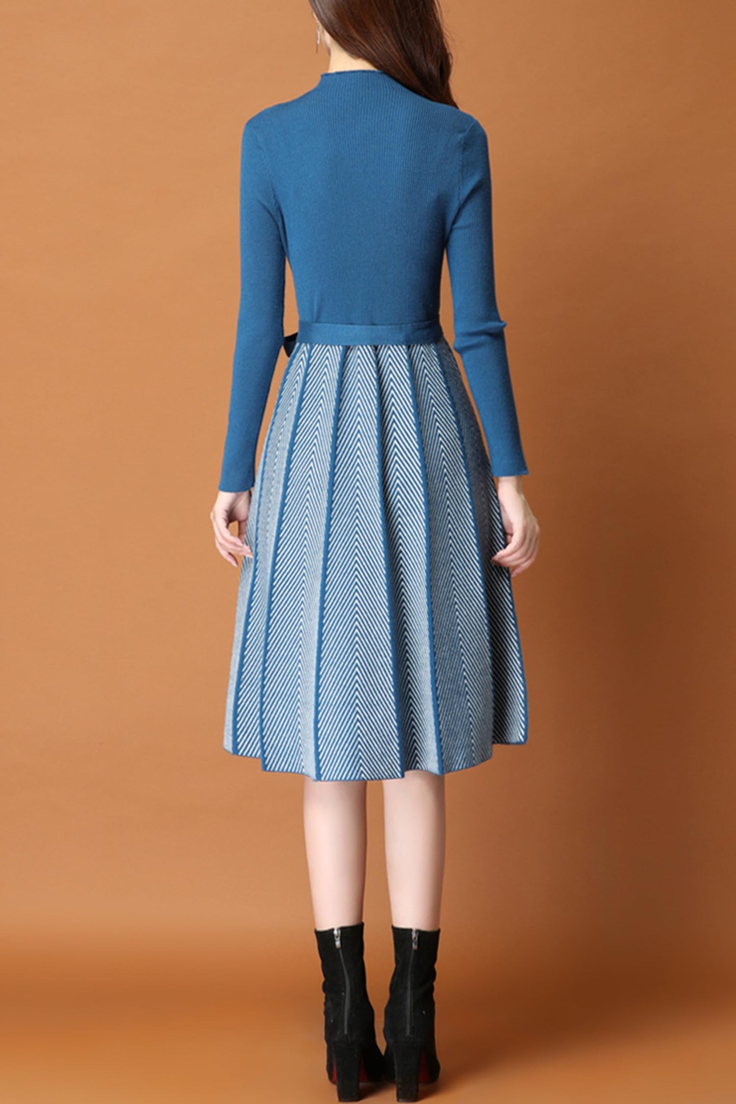 BK-Elegant Knit Pullover Midi Dress - LAI MENG FIVE CATS