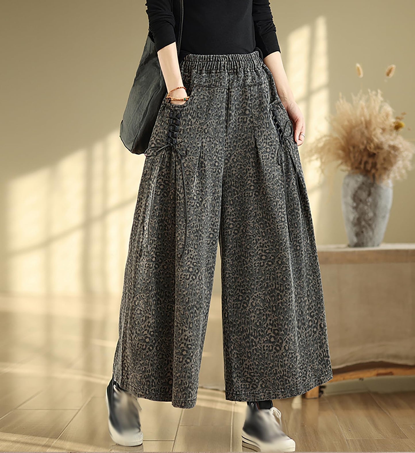 Elastic Waist Double Pocket Wide Leg Trousers