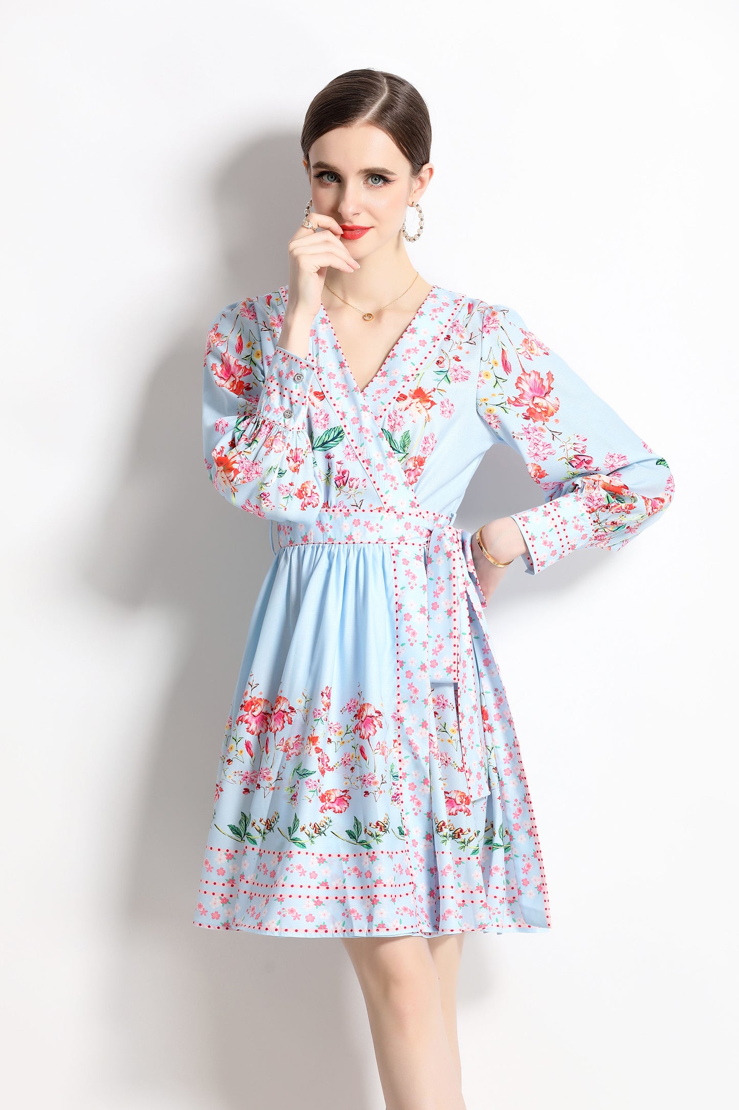Women's Floral Print V Neck Lantern Sleeve Casual Mini Dress