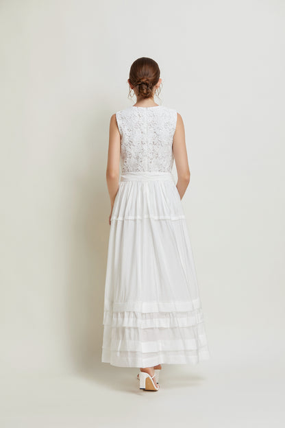 Sleeveless Belted Layered Lace Maxi Dress