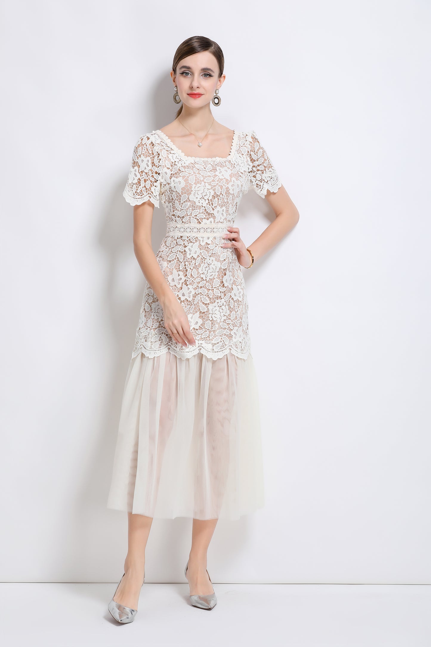 Elegant Feminine White Square Collar Lace&Mesh Midi Dress